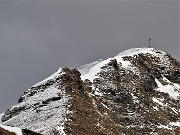 60 Zoom sulla cima del Pizzo delle segade (2173 m)